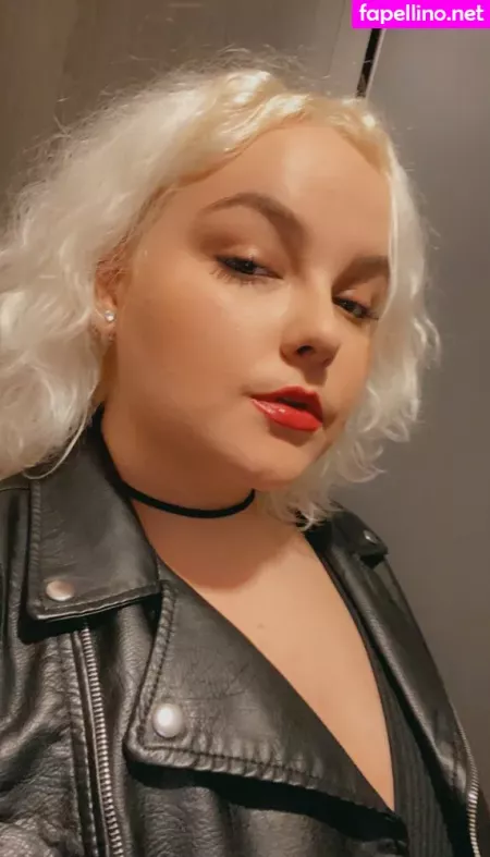 Moniiquefox OnlyFans Thumbnail #uEs4gxPfMh