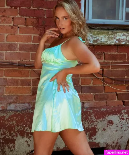Monika Helena Zerbe OnlyFans Thumbnail #LYzEzN0Obt