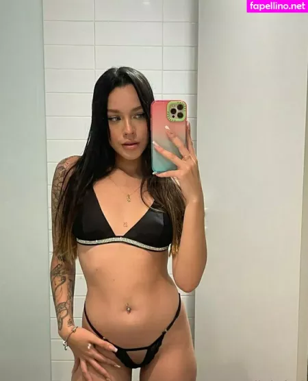 Monikabeluci OnlyFans Thumbnail #bVuUS8HwRA