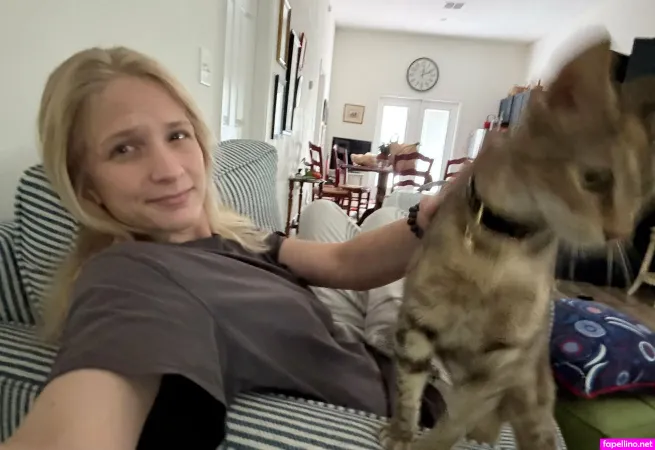 Monikaisfinny OnlyFans Thumbnail #GNL8xJu162