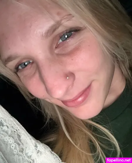 Monikaisfinny OnlyFans Thumbnail #UKAJ1JTw4k
