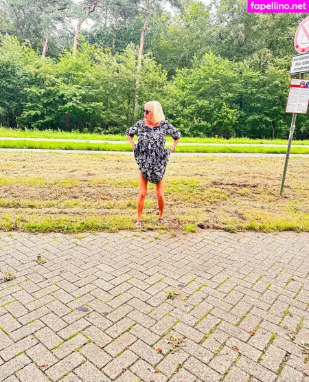 Monikaweiss3040 OnlyFans Thumbnail #vVqJXlOIU5