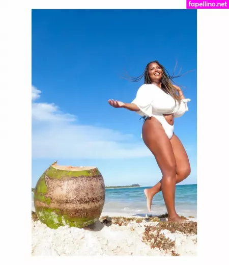 Monique Cooper OnlyFans Thumbnail #2sFNeL7X7L