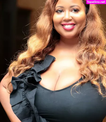 Monique Cooper OnlyFans Thumbnail #U1yzH7DE7Q