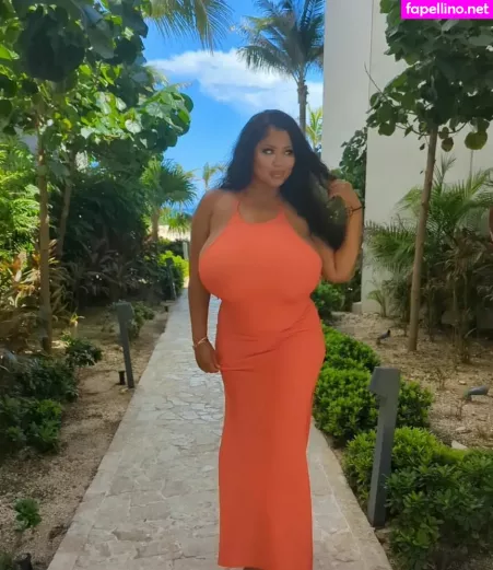 Monique Cooper OnlyFans Thumbnail #WACRUYp2vw