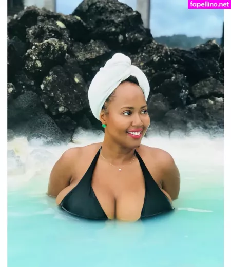 Monique Cooper OnlyFans Thumbnail #zUnxBL3NGT