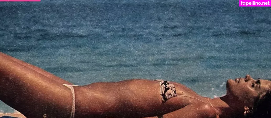 Monique Evans OnlyFans Thumbnail #uYnJ81Y1N3