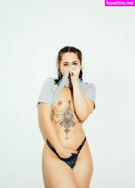 Monique Ferraz OnlyFans Thumbnail #YBC6wnO7ZG