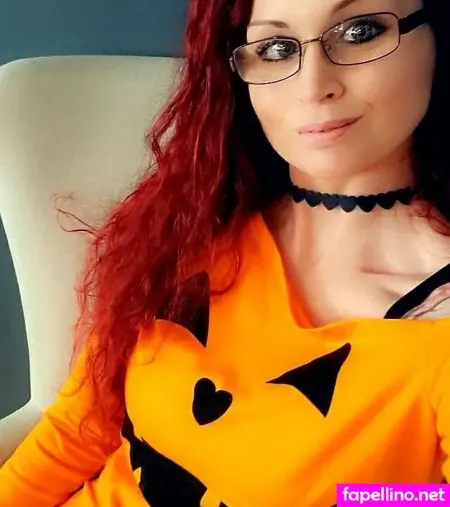 Monique Hanover OnlyFans Thumbnail #pAZAMAmaxe