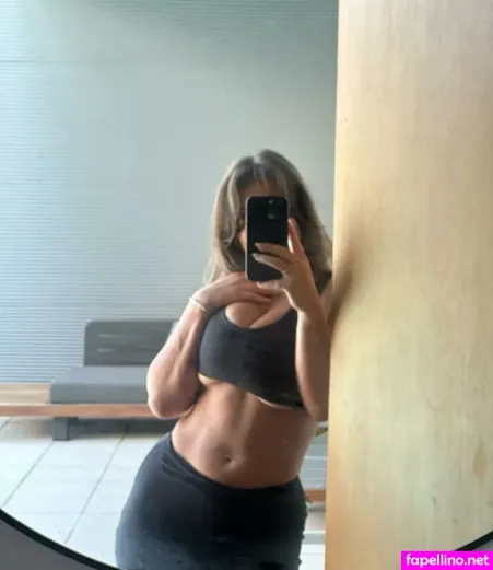 Monique Hristovska OnlyFans Thumbnail #cHNnuHisWA