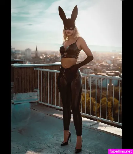 Monique Madeleine Berner OnlyFans Thumbnail #UpLHdvIaWw