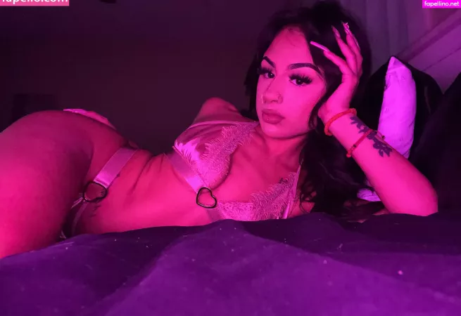 Moniqueee8 OnlyFans Thumbnail #FeXbD6mmjN