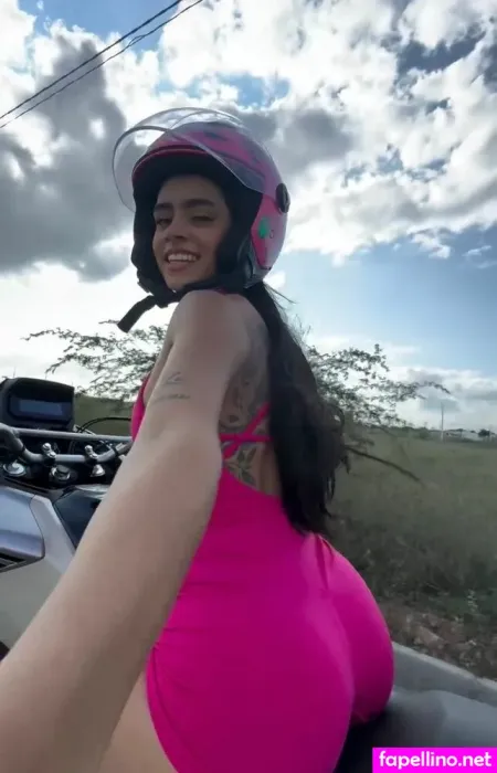 Moniquegomes48 OnlyFans Thumbnail #xO4wytAHwQ