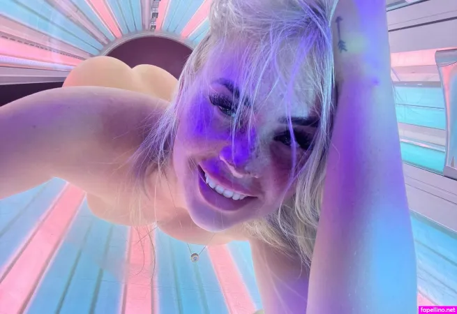 Moniquelatin OnlyFans Thumbnail #JCjmc5Myqu