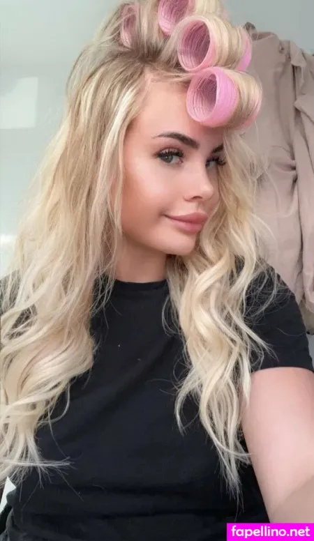 Moniquelatin OnlyFans Thumbnail #t26ffRyxTJ