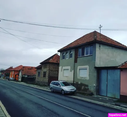 Moniquemargo OnlyFans Thumbnail #bBA5cBuobm