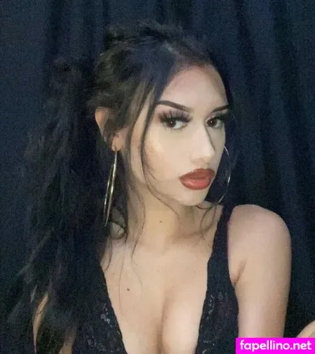 Moniquevilla OnlyFans Thumbnail #EboYt9dUkE