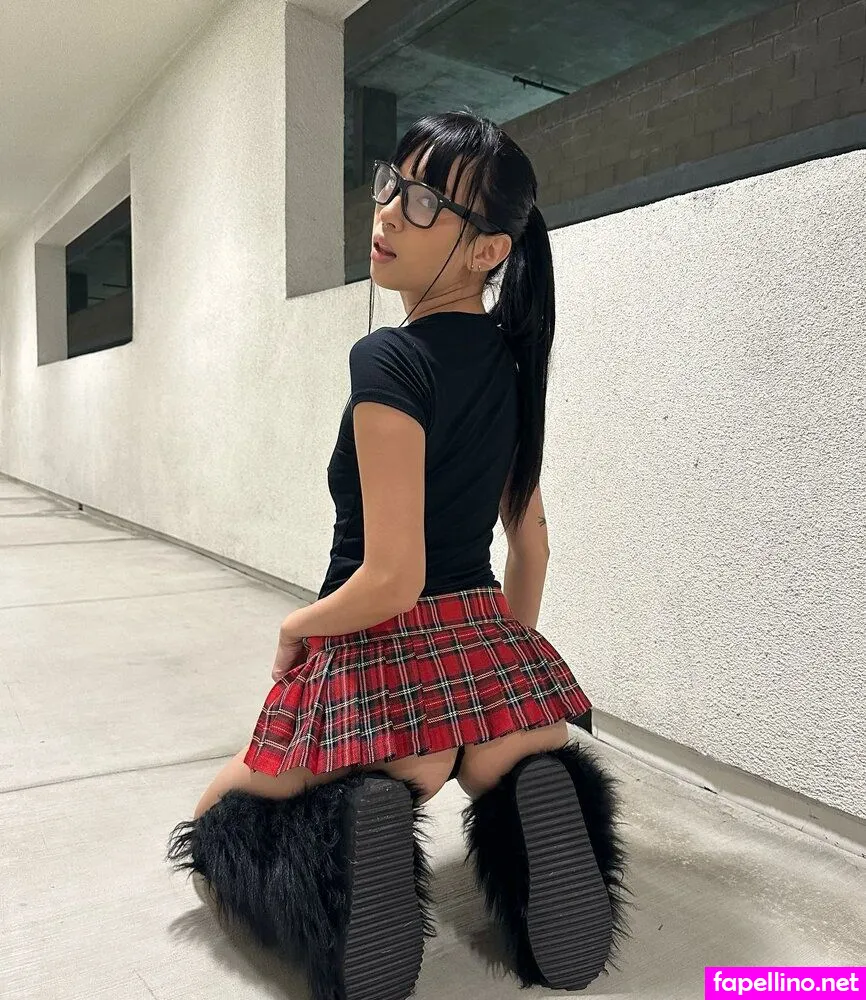 its.kitty.asmr, monique.sensualite, moniquevuu, xkittymomo Nude Leaked OnlyFans Photo #M5SM6Y9Ds8