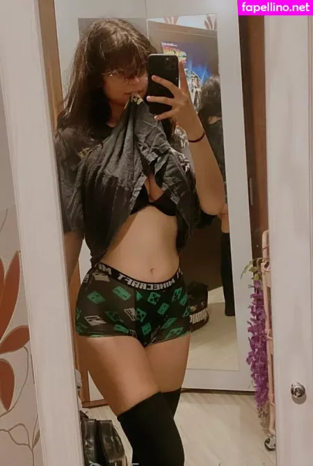 Monisuea OnlyFans Thumbnail #BYrzRmHdiE