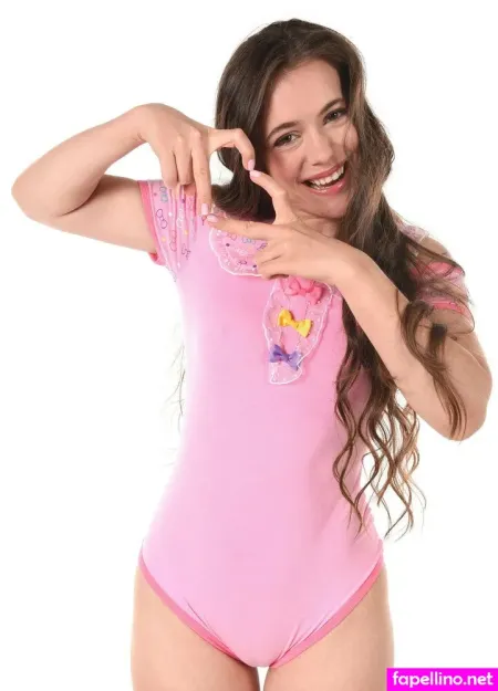 Monlevina Main Profile Photo