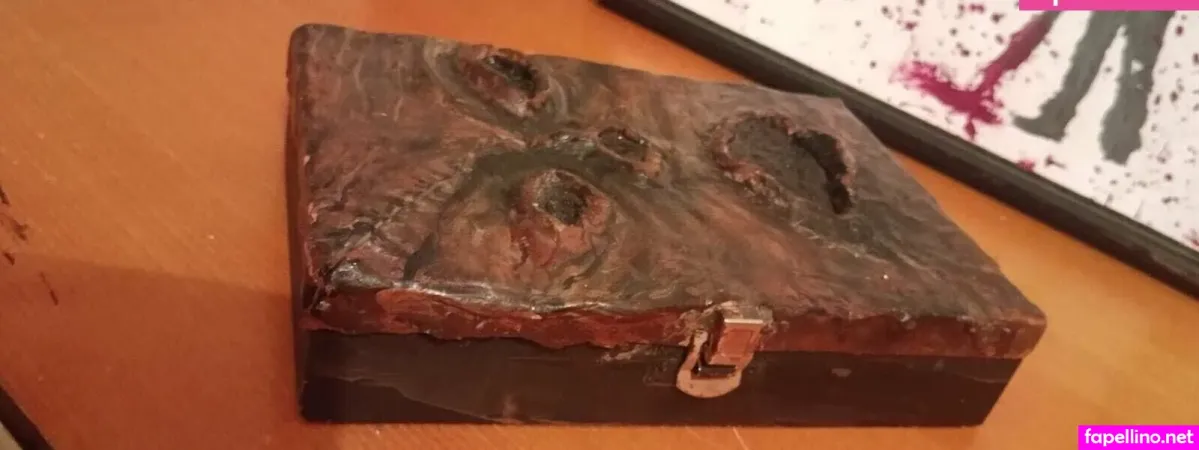 Monna X OnlyFans Thumbnail #0RT55d55xD