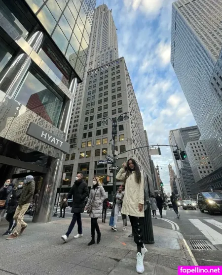 Monnietings OnlyFans Thumbnail #eWvqDb2fbV