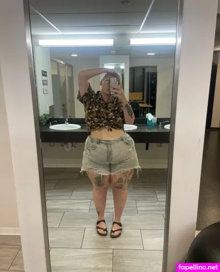 Monse4you OnlyFans Thumbnail #NLtCcLNiiN