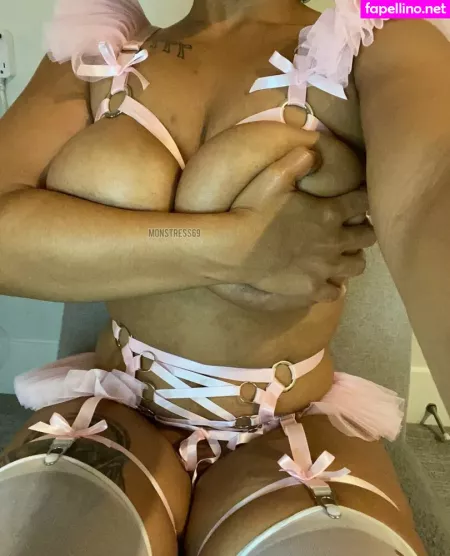 Monstress69 OnlyFans Thumbnail #1qigyIhWLn