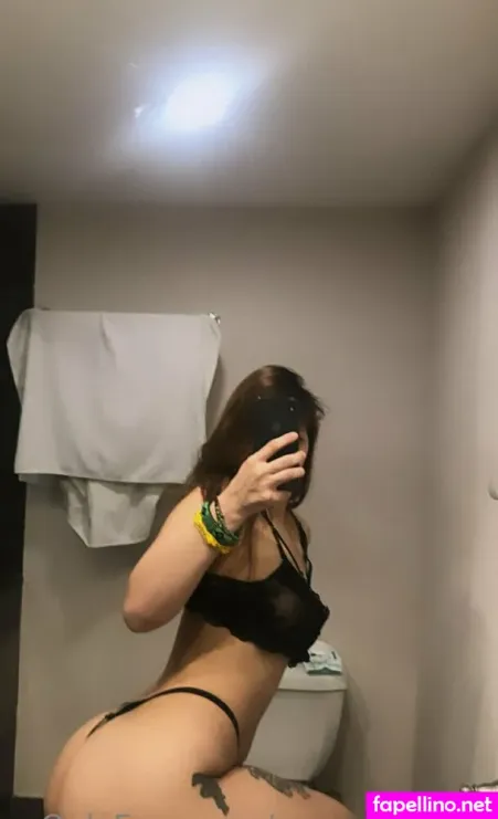 Monyayala98 OnlyFans Thumbnail #9KVzr6BU1J