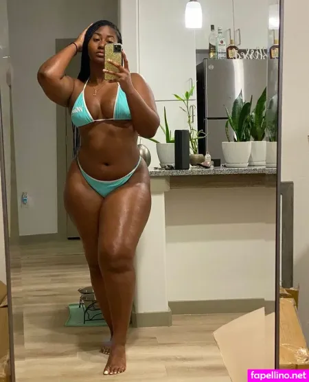 Monyelle OnlyFans Thumbnail #K1ALv66hsm