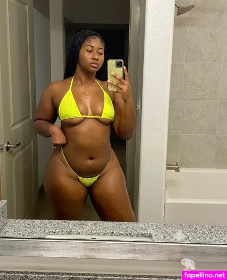 Monyelle OnlyFans Thumbnail #bvYZdQYtpk