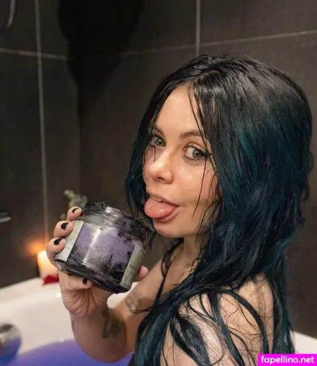 Moo Smith OnlyFans Thumbnail #0oumYkBnih