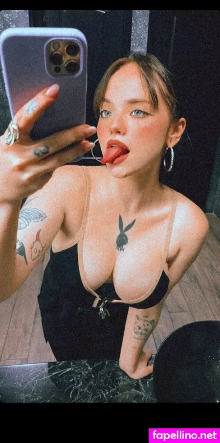 Mooanna OnlyFans Thumbnail #qN2R2UUobx