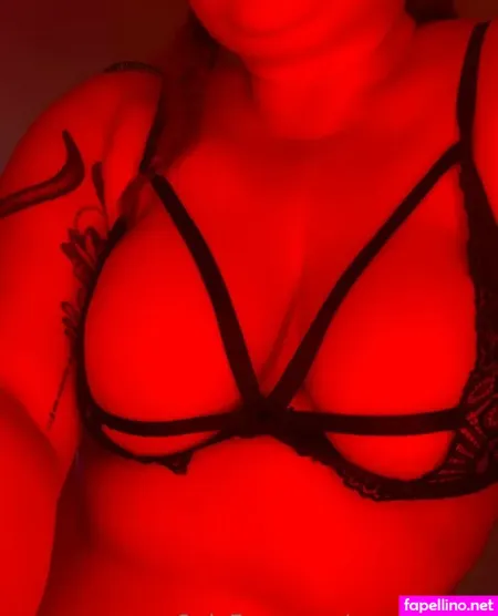 Moody Kitty OnlyFans Thumbnail #jjk5KYEvPB