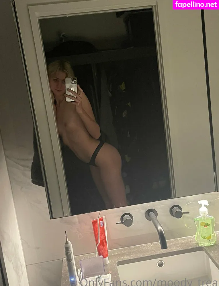 Petrea, moody_trea, petrea.eb Nude Leaked OnlyFans Photo #dAlrE2IgmO