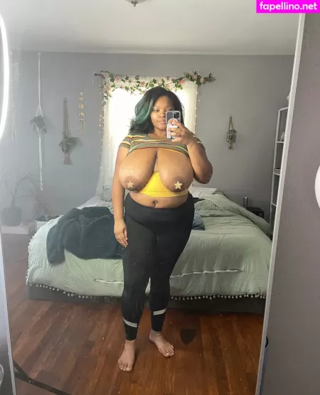 Moodybb OnlyFans Thumbnail #4FaHQSBg9W