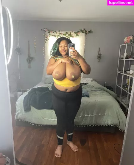 Moodybb OnlyFans Thumbnail #FHFiE9fWIR