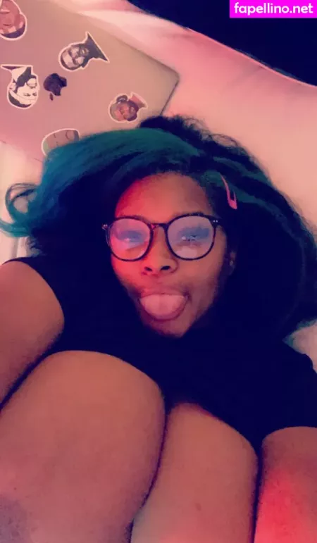 Moodybb OnlyFans Thumbnail #LsXqSHaN2A