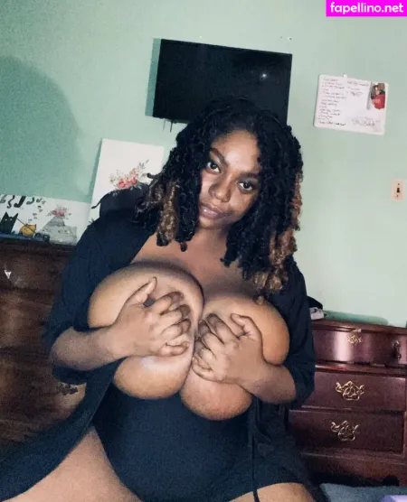 Moodytaylor OnlyFans Thumbnail #yKNl0mWkEn