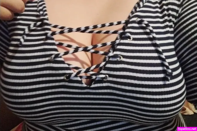 Moomochimoo OnlyFans Thumbnail #F1XMSWIjUI