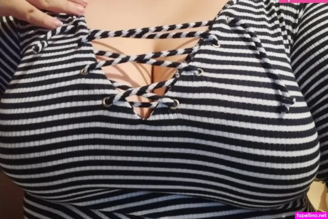 Moomochimoo OnlyFans Thumbnail #TP0WHXAMwl