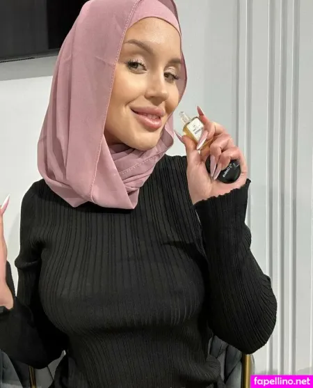 Moon Adelin OnlyFans Thumbnail #ofk7dZEFx3