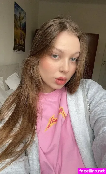 Moon Less 1 OnlyFans Thumbnail #FEVZYF3olo