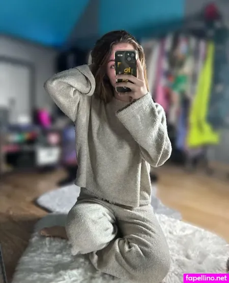 Moon Staroff OnlyFans Thumbnail #vT6OgkhRWx