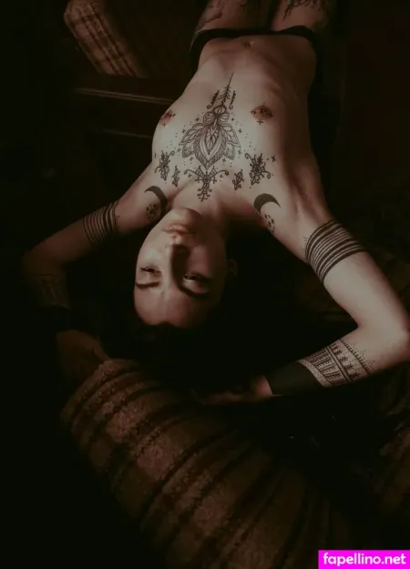 Moona Autumn OnlyFans Thumbnail #f7bmbtlco6