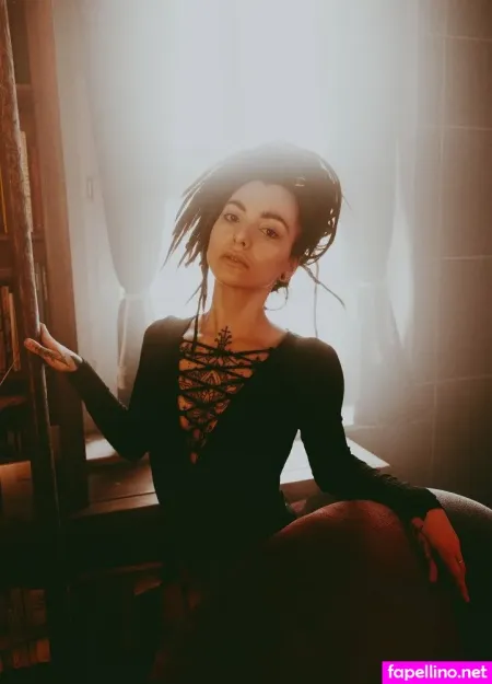 Moona Autumn OnlyFans Thumbnail #y1ucLjhSSg