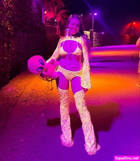 Moonbaby11 OnlyFans Thumbnail #o11LsCS1qz