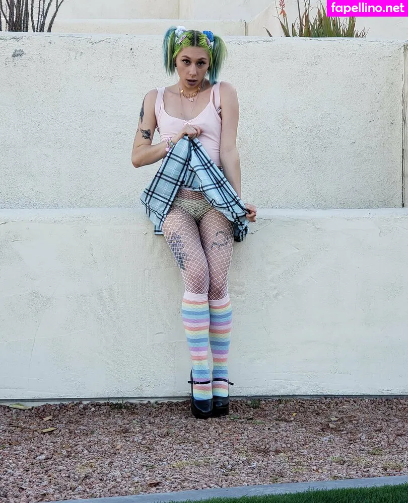 moonbabyfuxk, velvet.archives Nude Leaked OnlyFans Photo #a5TIGRn7rO
