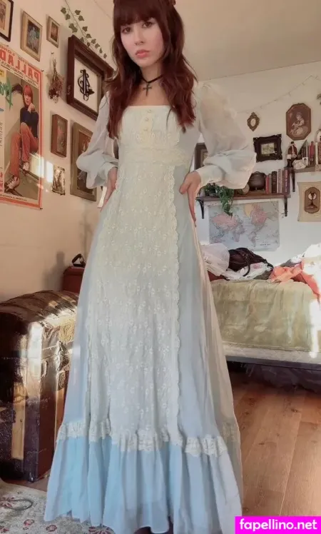 Moongirlevie OnlyFans Thumbnail #4zkw2YYspO