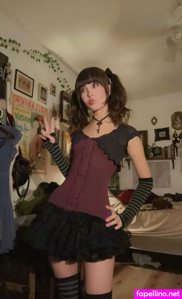 moongirl01001, yourownerevie Nude Leaked OnlyFans Photo #FdkjMdaw05